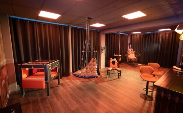 Studio Royal Empire