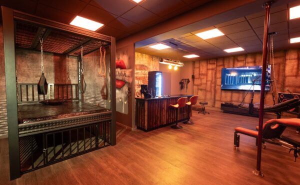 Studio Royal Empire