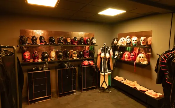 Studio Royal Empire